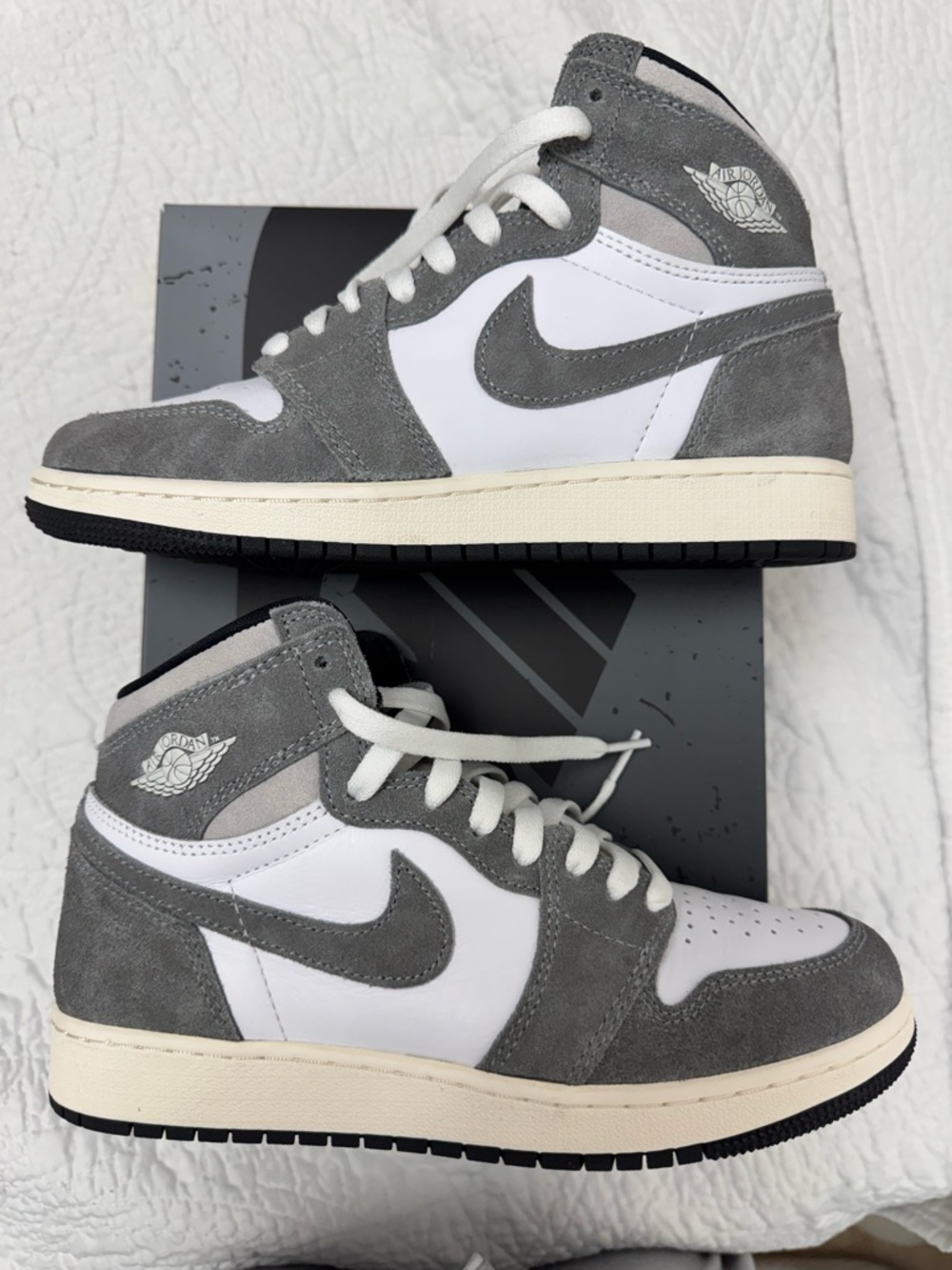 Nike Air Jordan 1 Retro High OG - Washed Black - Picture 3 of 6